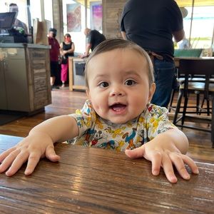 Meet your Posher, Eduardo